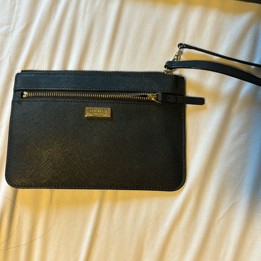 Kate Spade Wristlet in Black
